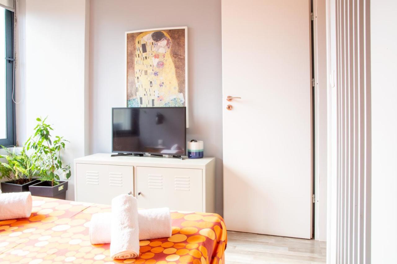 Ermou 18 Mosaics Boutique Apartment Athens Exterior photo